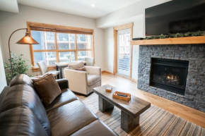 Spring Creek White Spruce Lodge Luxury 1 Bedroom Queen Suite by Mountain Haven Vacations